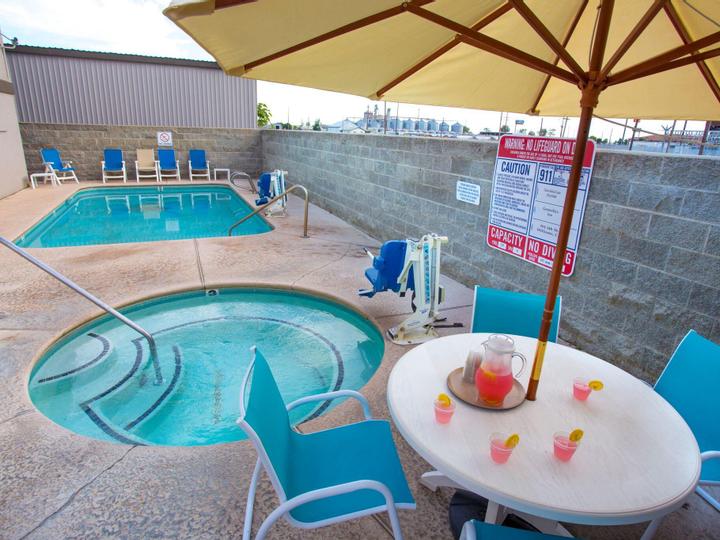 Granzella’s Inn | Williams, California | 4